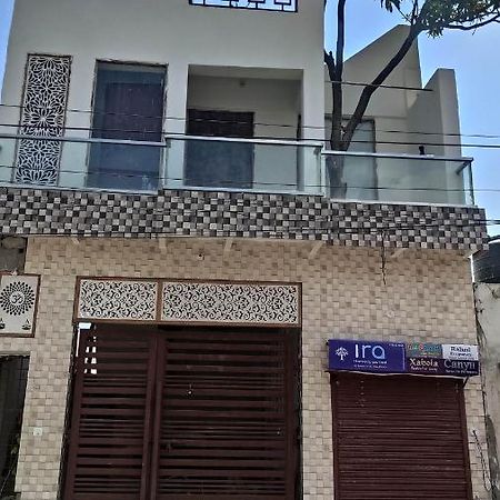Ira Homestay Mathura - Divine Spiritual Stay Kültér fotó