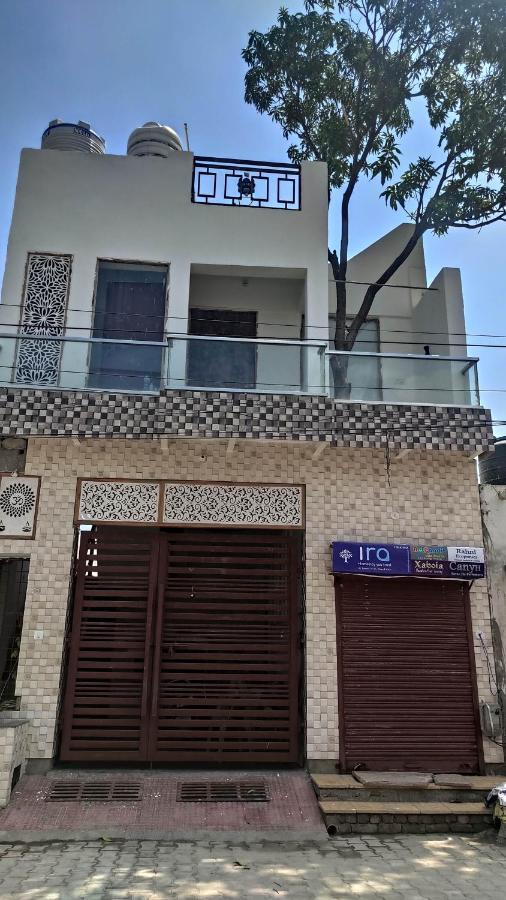 Ira Homestay Mathura - Divine Spiritual Stay Kültér fotó